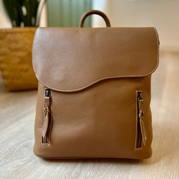 Oughton Paddock Convertible Backpack - Picture 1 of 16